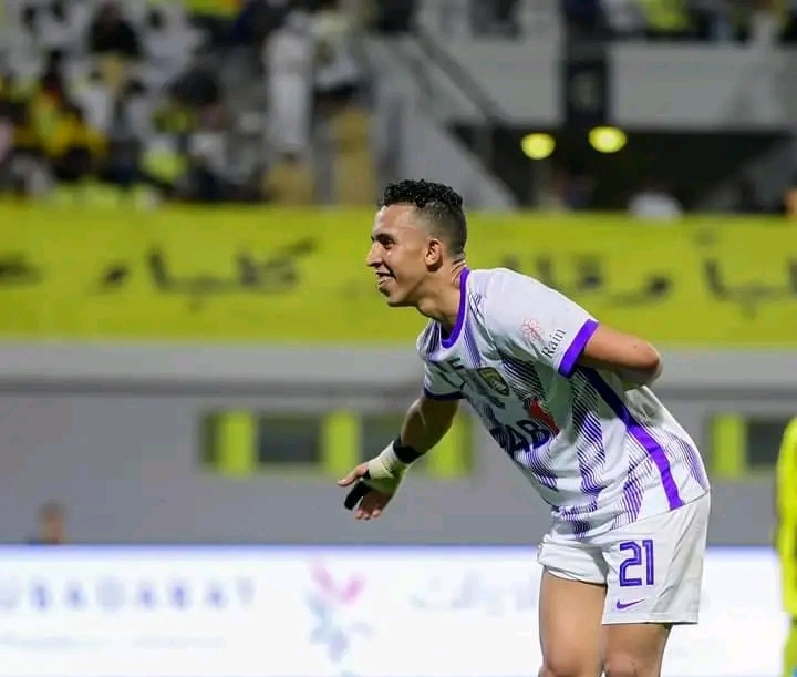 العين الإماراتي يتخذ قرار جديد بخصوص بيع اللاعب الدولي المغربي سفيان رحيمي لأندية أوروبية و أسيوية