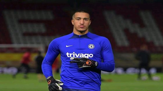 إتحاد الكرة الجزائري يستدعي حارس تشيلسي المغربي سامي تلمساني للمنتخب الجزائري