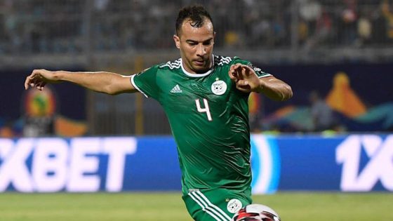 تفاصيل عودة الدولي الجزائري جمال بلعمري إلى الوداد الرياضي