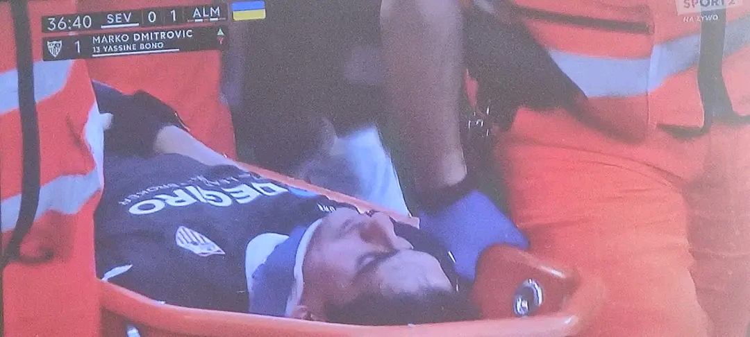 الحارس الدولي المغربي ياسين بونو يتعرض لإصابة خطيرة مع إشبيلية الإسباني و الابعاد يتهدد حضوره مع المنتخب الوطني المغربي
