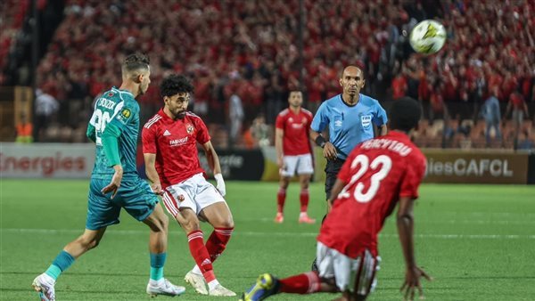 الاتحاد الأفريقي لكرة القدم يختار أفضل هدف في جولة الذهاب من الدور ربع النهائي لبطولة دوري أبطال أفريقيا.