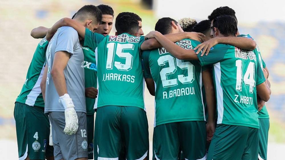 مكتب الرجاء الرياضي يتخذ قرارات جديدة و يحذر جمهور الفريق