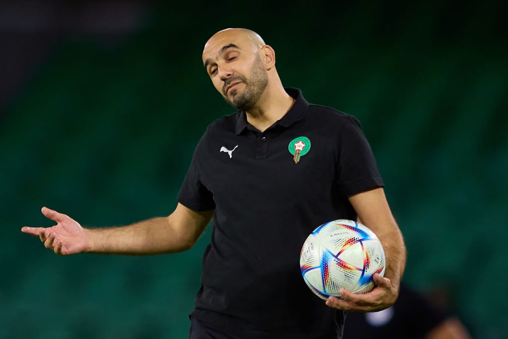 وليد الركراكي يستغني عن أسماء جديدة في المنتخب الوطني المغربي و يستدعي ثلاثي جديد للمنتخب