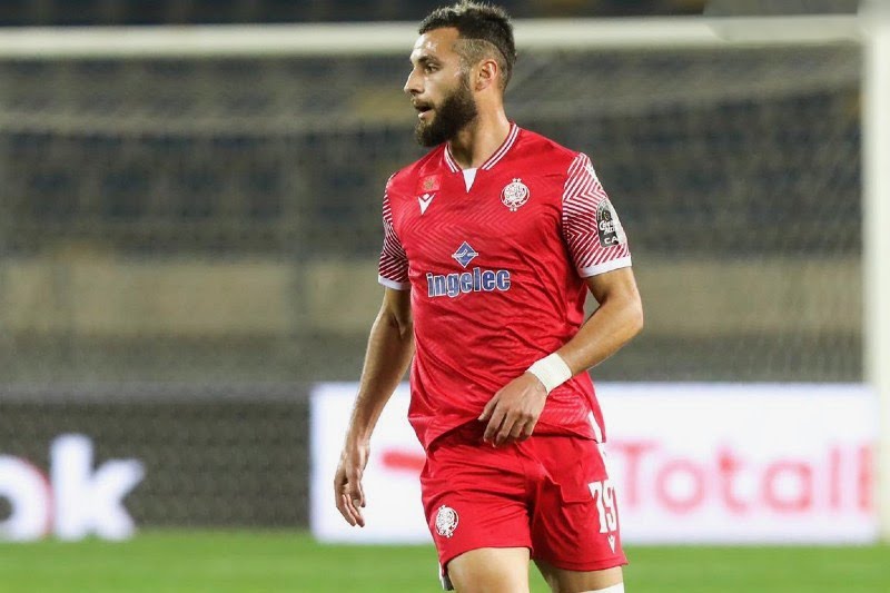 رضا الجعدي لاعب وسط الوداد المغربي يغادر الفريق الأحمر