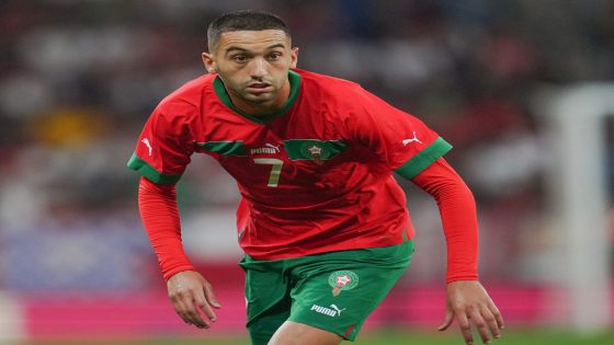 الدوري السعودي يحرم نادي باريس سان جيرمان الفرنسي من الدولي المغربي حكيم زياش لاعب تشيلسي الانجليزي