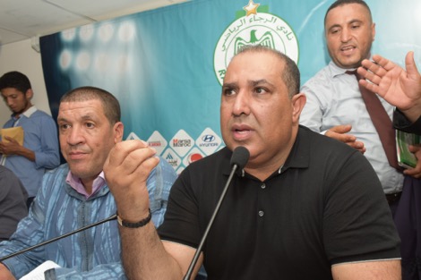سعيد حسبان رئيس نادي الرجاء البيضاوي السابق يتحدى الضغوطات وجماهير الفريق