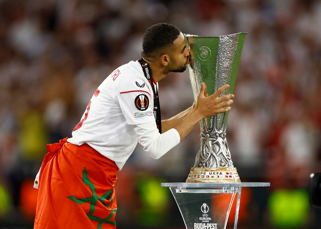 يوفنتوس الإيطالي يشعل صراع المنافسة لضم اللاعب المغربي يوسف النصيري لاعب إشبيلية الإسباني