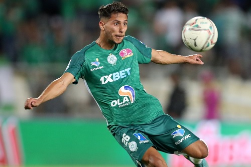 رئيس الرجاء الرياضي ينهي أزمة اللاعب يسري بوزوق وروجير أهولو