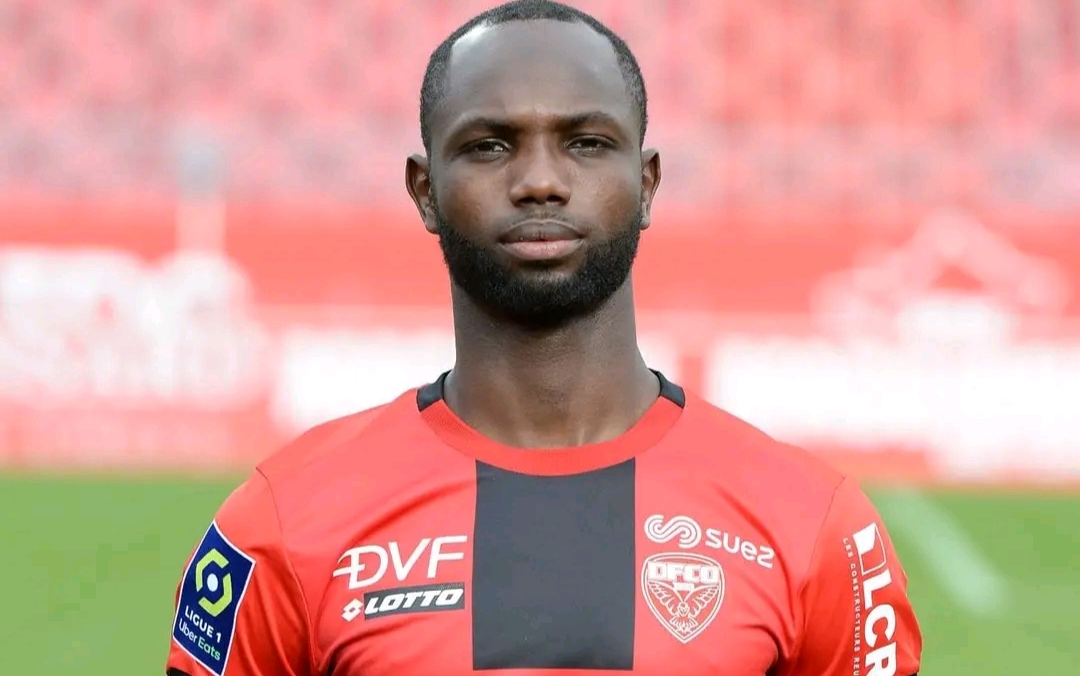 رئيس الوداد الرياضي سعيد الناصيري ينظر في أمر التعاقد مع المهاجم السينغالي كوناطي