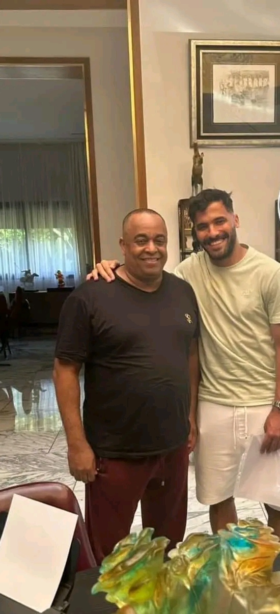 سعيد الناصيري ينهي ملف اللاعب الجزائري الحسين بن عيادة