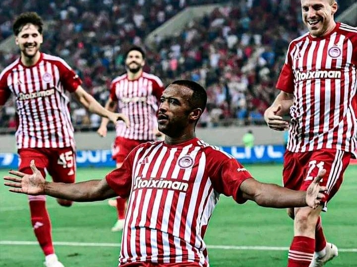 أيوب الكعبي اندهاش مدرب المنتخب الوطني المغربي وليد الركراكي من أيوب الكعبي والأسمراني يطيح بيوسف النصيري