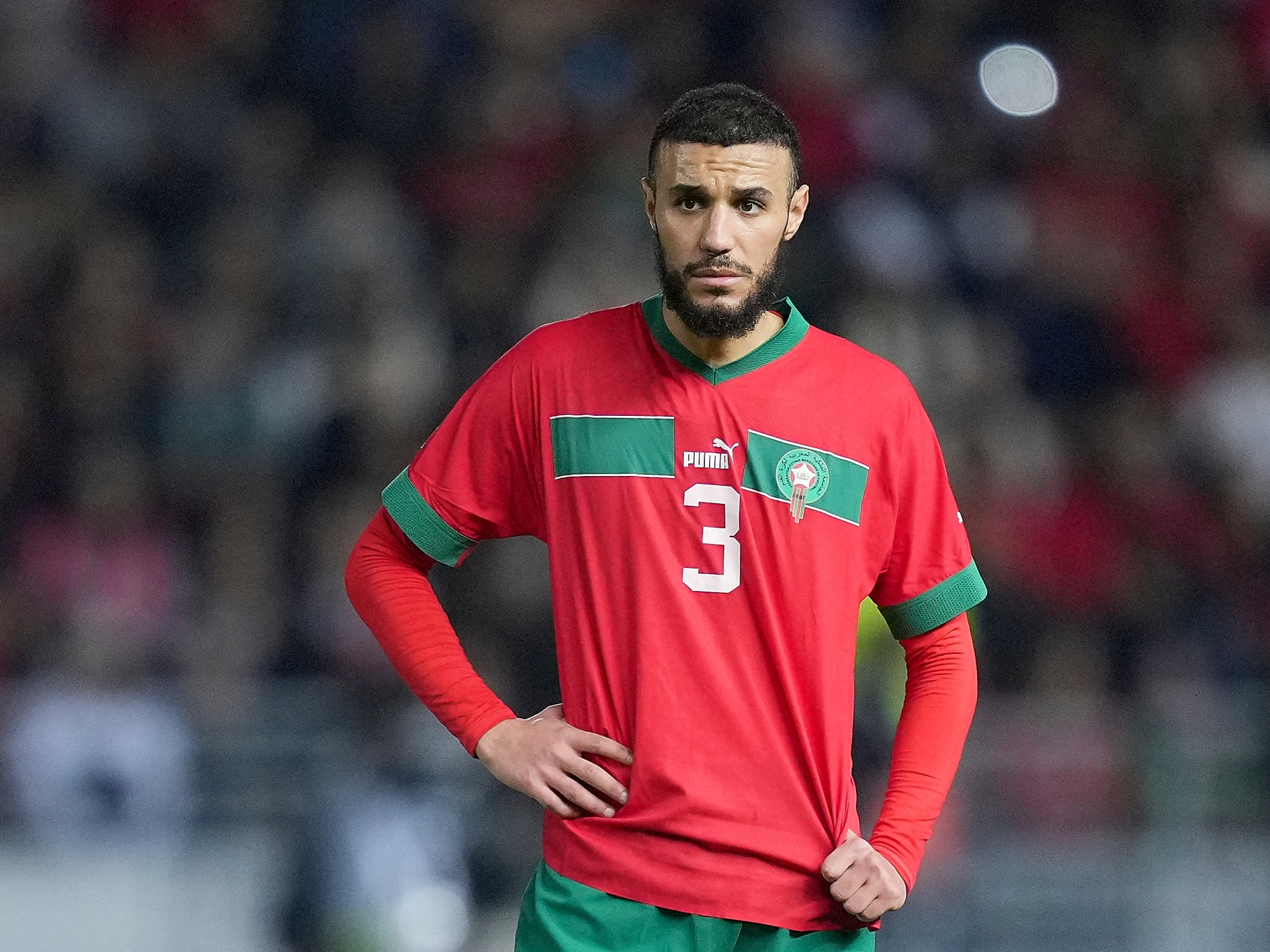 مدرب باير ليفركوزن تشابي ألونسو يؤكد قرار المدرب المغربي وليد الركراكي بخصوص الدولي المغربي نصير مزراوي