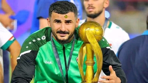 المهاجم العراقي أيمن حسين يرفض البقاء في نادي الرجاء الرياضي