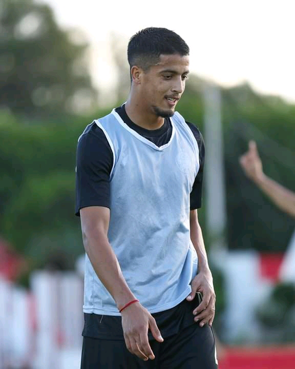 عادل رمزي مدرب الوداد الرياضي يعيد لاعبا بارزا لصفوف الفريق الأحمر و زهير المترجي ينتظر قرار المدرب