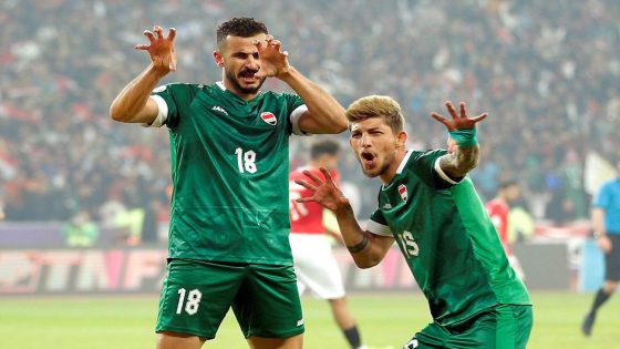 مهاجم المنتخب العراقي يفضل مغادرة الرجاء المغربي و الانضمام لصفوف فريق جديد