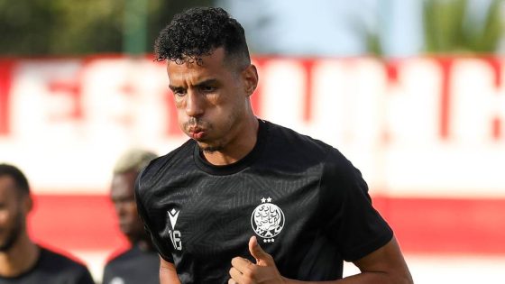 اللاعب جمال حركاس ينجح في قص شريط أهدافه مع الوداد في ثاني مباراة أفريقية له مع الفريق المغربي.