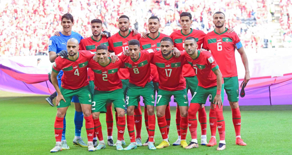 حمزة منديل، الظهير الأيسر لنادي لوفن البلجيكي، ومواطنه ريان مايي، مهاجم نادي ستوك سيتي