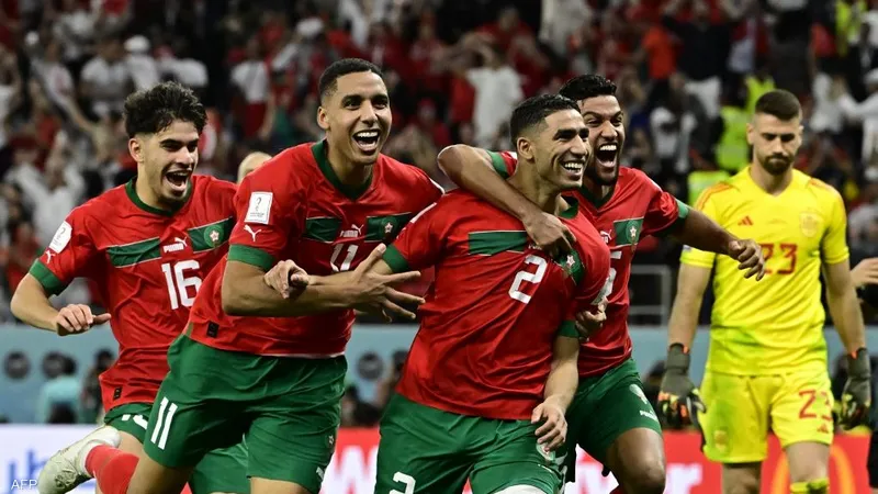 وليد الركراكي يقدم على إحداث ثورة في تشكيل المنتخب المغربي و المواعيد تتغير واستبعاد أسماء وازنة من القائمة النهائية