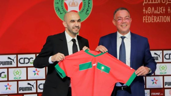 فوزي لقجع يفرض على المدرب وليد الركراكي إجراء تغييرات على الطاقم الفني للمنتخب المغربي بضم مدربين