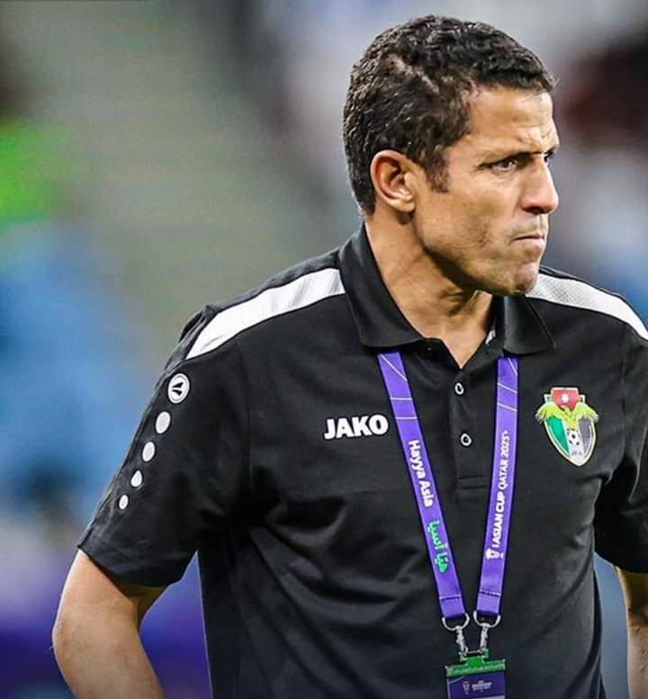 رئيس الوداد الرياضي يحسم مسألة التعاقد مع المدرب الحسين عموتة