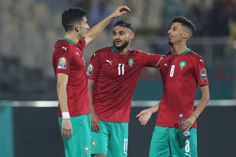 حكيم زياش وليد الركراكي يستبعد أسماء بارزة من المنتخب المغربي ويحسم في دعوة حكيم زياش