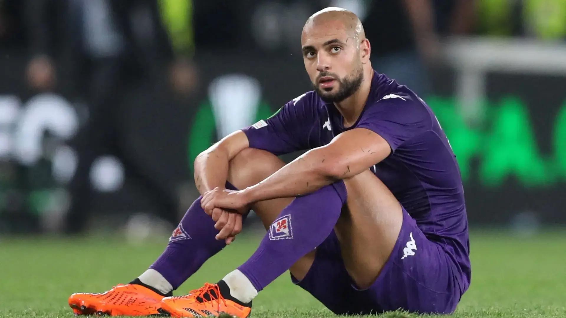 النجم المغربي سفيان أمرابط يثير الجدل تخوف كبير في فيورنتينا