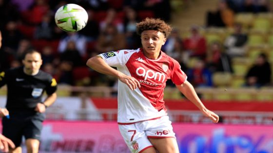 انتهى أمر لاعب المنتخب المغربي وموناكو الفرنسي إلياس بن صغير بعد ضغوط الفرنسيين