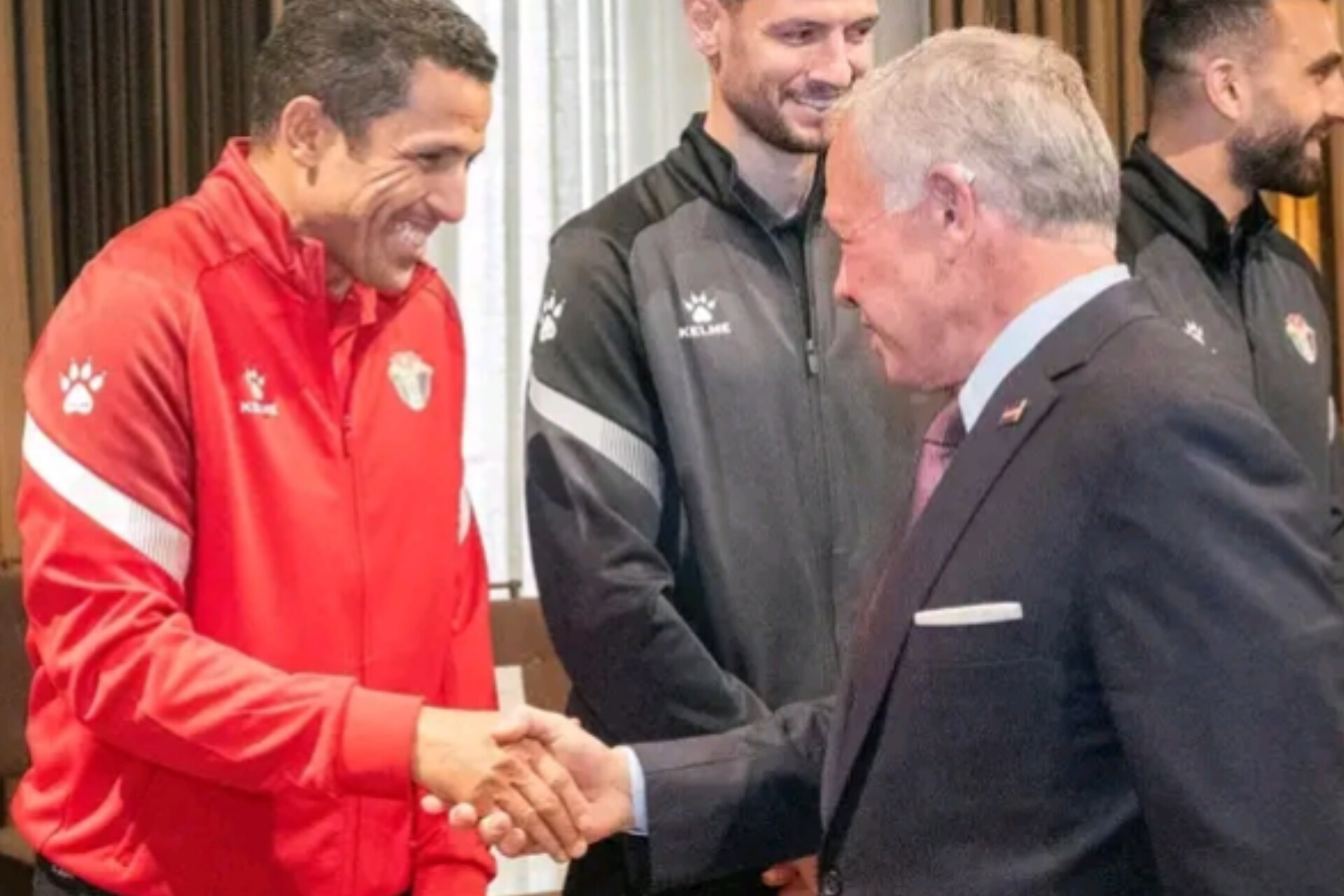 هجوم أردني على المدرب المغربي حسين عموتة و الأخير يرحل عن النشامى لتدريب فريق مغربي كبير