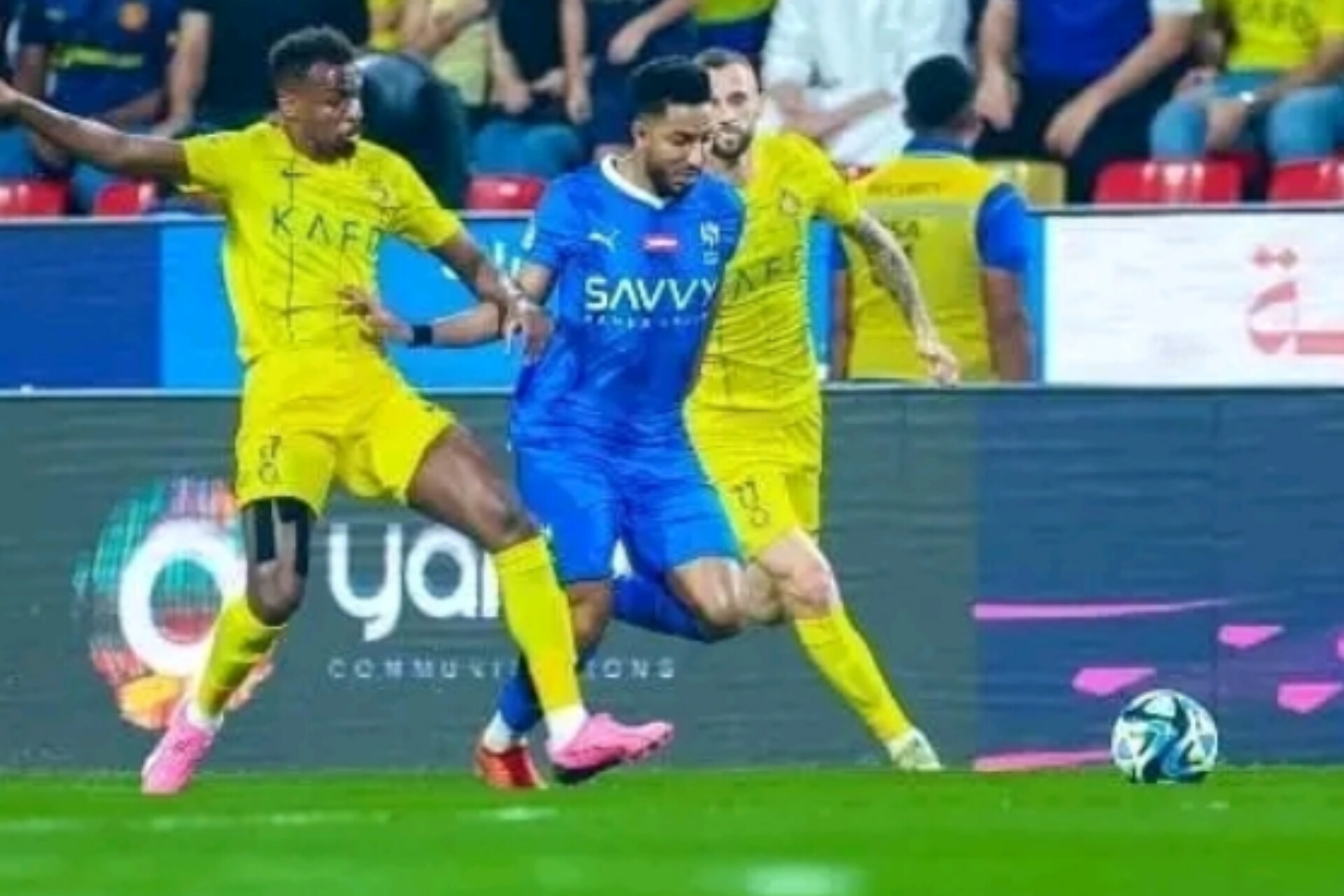 النصر السعودي كم فريق فعلها؟ الهلال يريد تكرار إنجاز الفوز بالدوري السعودي بلا هزيمة