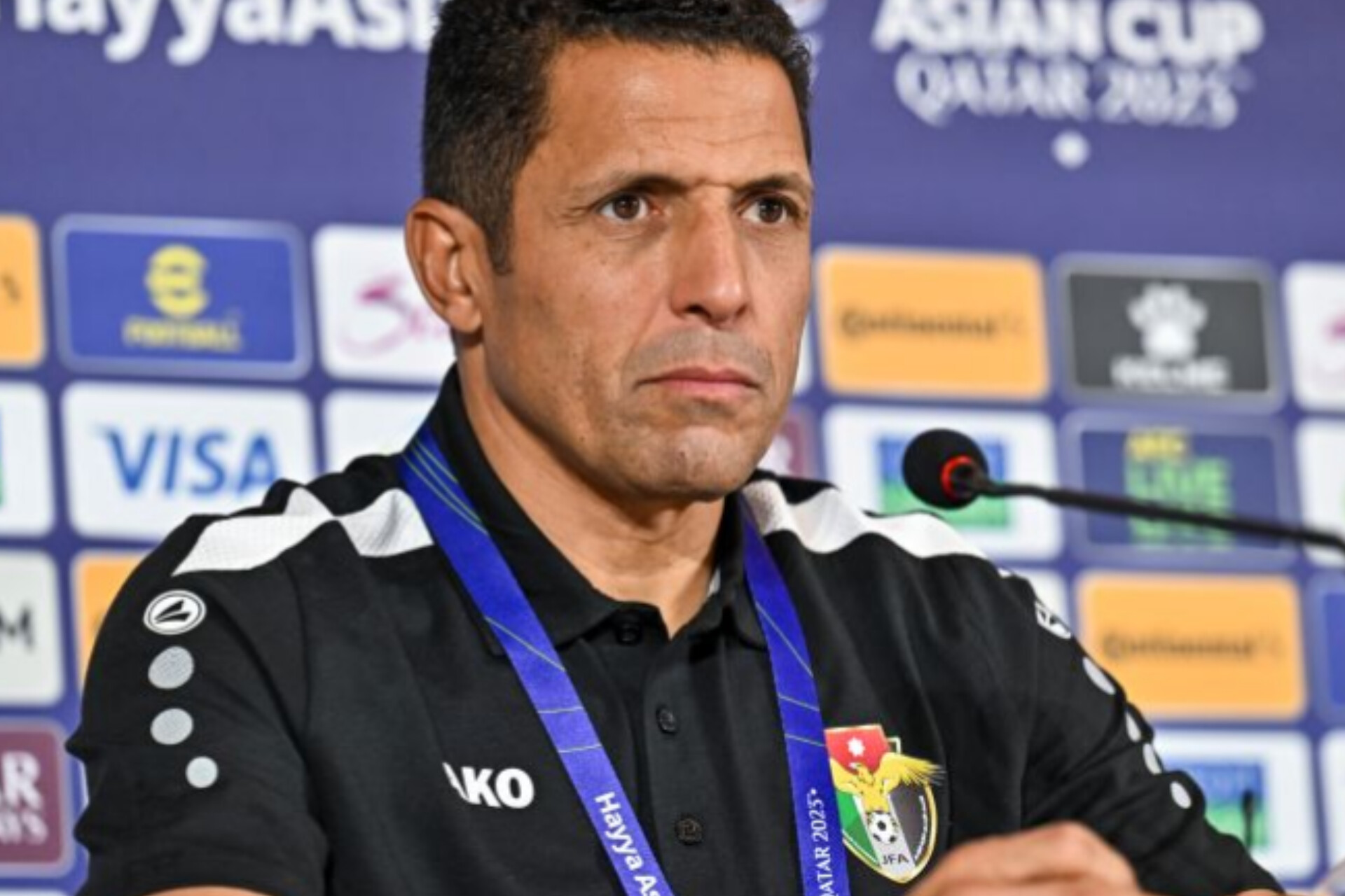 الأردن الحسين عموتة يقود منتخب الأردن لإنجاز تاريخي و يطيح رؤساء الأندية الأردنية الهاشمية