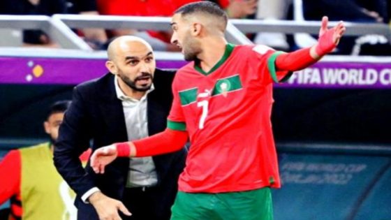 رد مثير من مدرب المنتخب المغربي وليد الركراكي عن الانتقادات التي تعرض لها حكيم زياش