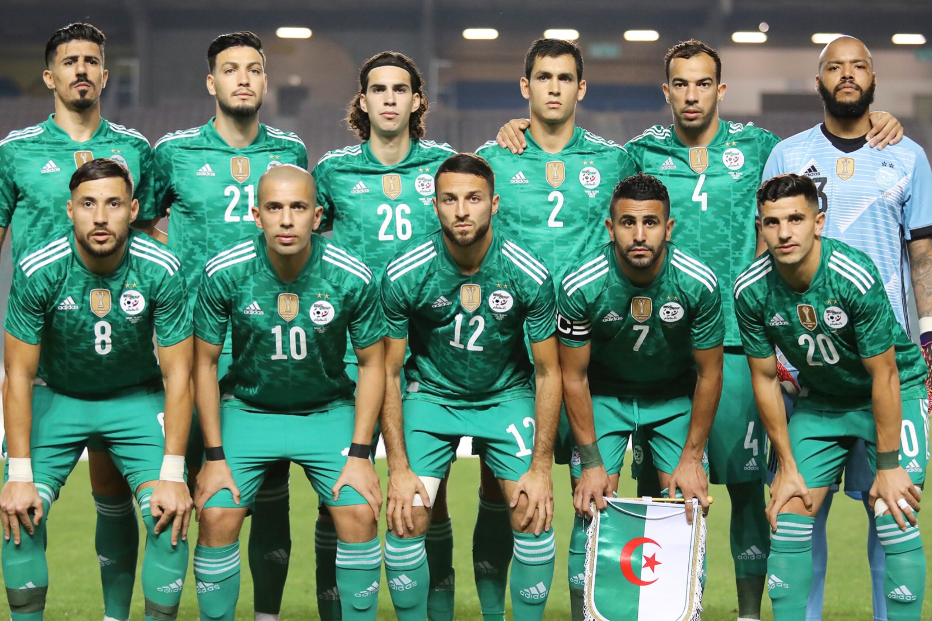 حقيقة انسحاب المنتخب الجزائري من كأس الأمم الأفريقية بالمغرب و ضغوطات الاتحاد على لاعبي الوداد و الرجاء بالعودة