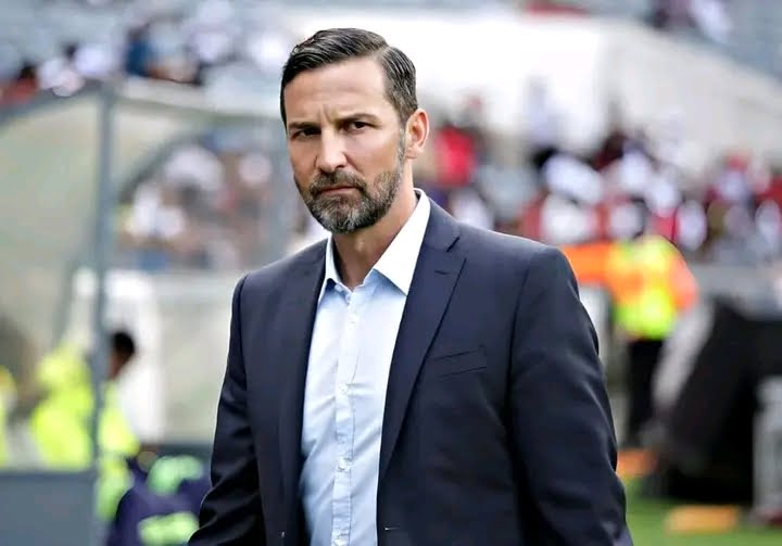 الألماني زينباور يرد على مغادرة الرجاء الرياضي والمكتب المسير يتعاقد مع مواطنه