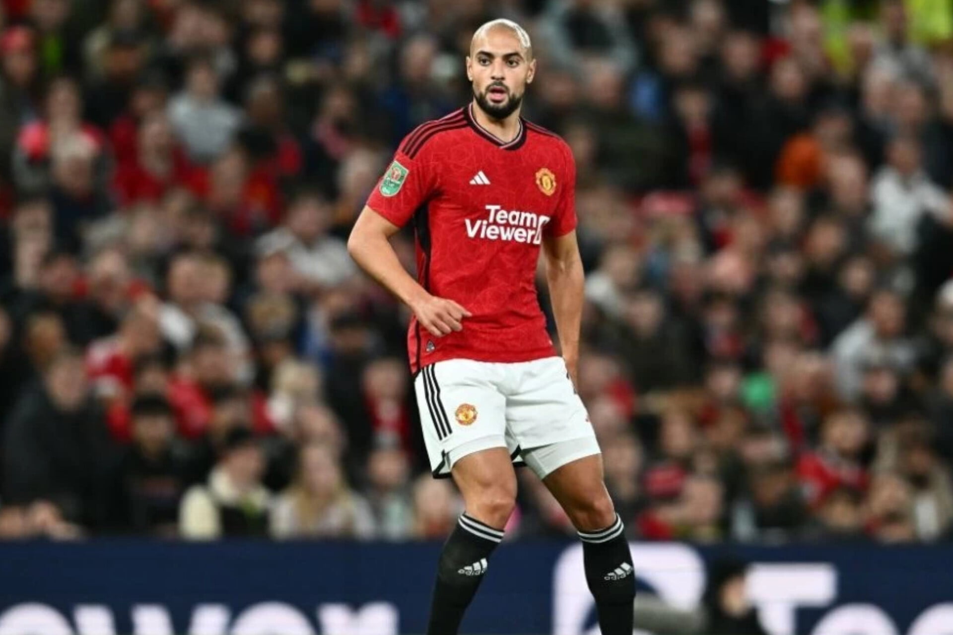 أمرابط مانشستر يونايتد يضع الدولي المغربي سفيان أمرابط في قلب أزمة كبيرة