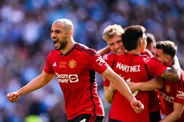 بولونيا تغير وجهة الدولي المغربي سفيان امرابط ومدرب فيورنتينا الايطالي ينصف اللاعب