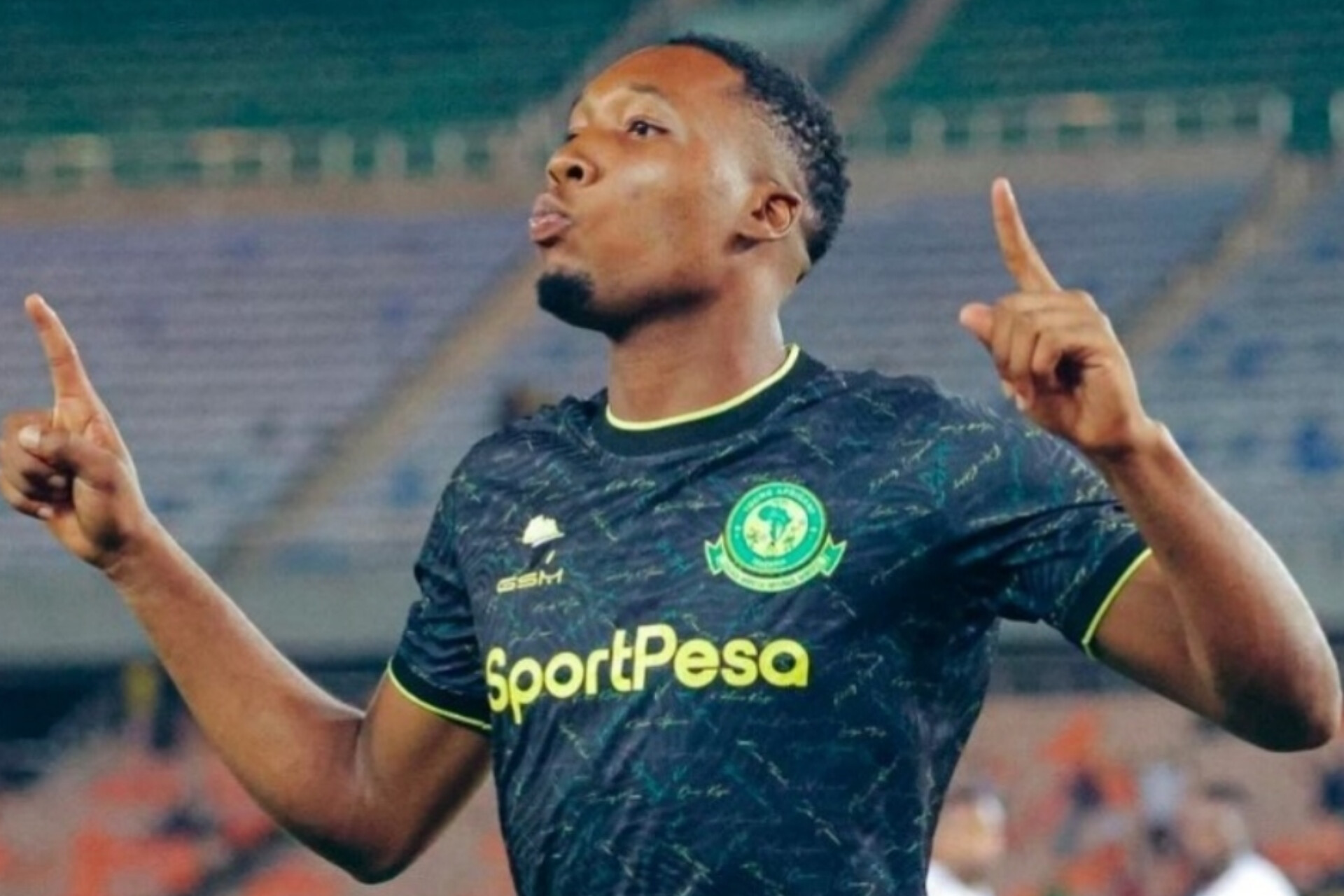 الوداد البيضاوي يقدم مبلغ كبير لحسم صفقة كليمون مزيزي مهاجم فريق يانغ افريكانز