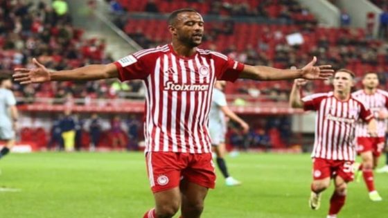 المهاجم المغربي أيوب الكعبي يتربع على عرش اليوروباليغ