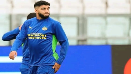 إسماعيل الصيباري لاعب ايندهوفن الهولندي يثير الجدل من جديد وسط غضب الجماهير المغربية