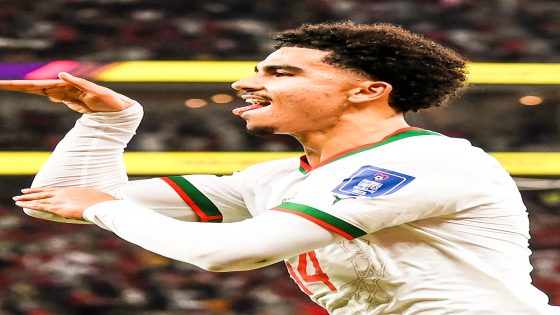 الدولي المغربي زكرياء أبو خلال يقترب من الدوري الانجليزي