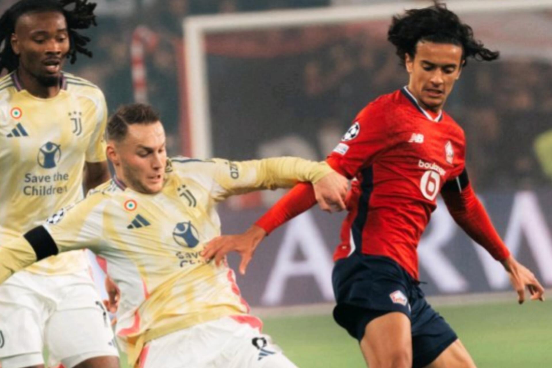 خطوة كبيرة من وليد الركراكي لاستقطاب متوسط ميدان نادي ليل الفرنسي أيوب بوعدي