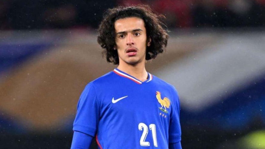 أيوب بوعدي يحسم الجدل و يختار المنتخب الذي سيمثله