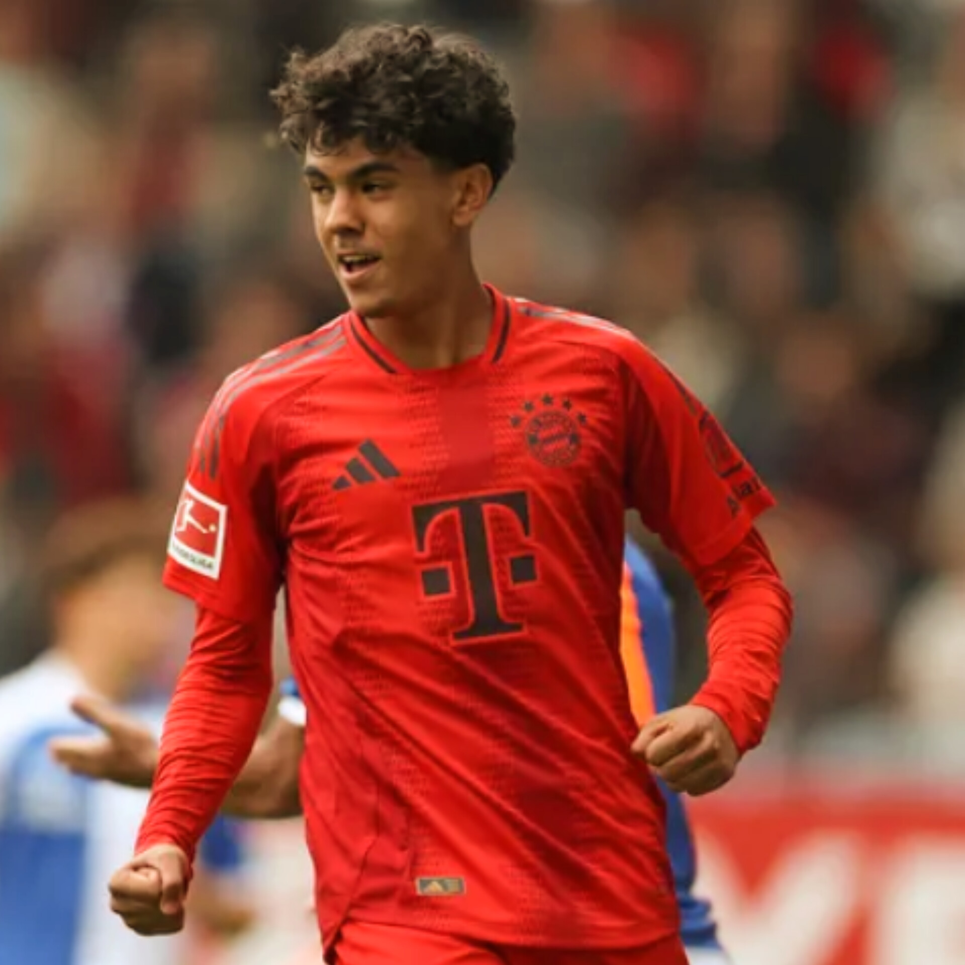 آدم أزنو يغادر بايرن ميونخ الألماني و القرار يخدم المنتخب الوطني المغربي