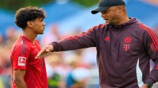 الدولي المغربي آدم أزنو الظهير الأيسر لفريق بايرن ميونخ الألماني يثير صراع كبار أندية أوروبا.