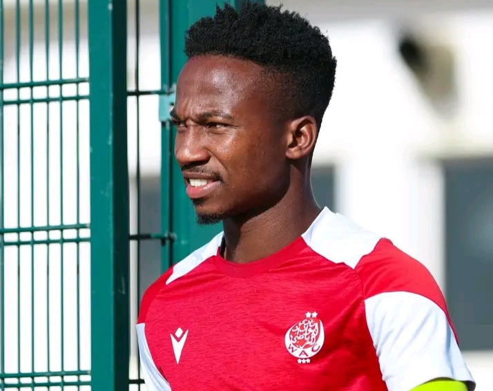 الوداد البيضاوي يحسم في ضم اللاعب الجنوب افريقي كاسيوس مايلولا