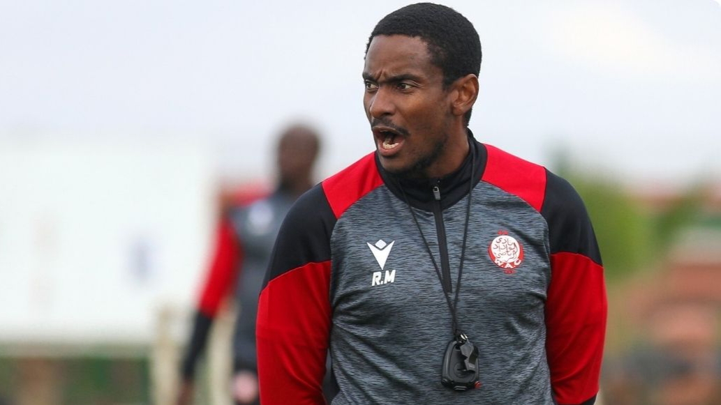رولاني موكوينا: الميركاتو يتطلب تدخلا فعالا لمعالجة تحديات الوداد