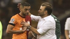 الدولي المغربي حكيم زياش يواجه مصيرا مجهولا بسبب قرار ناديه غلطة سراي التركي والمدرب أوكان بوروك