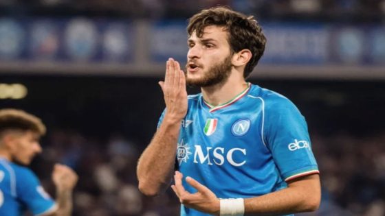 كفاراتسخيليا يعلن رحيله عن نابولي تمهيدا للالتحاق بحكيمي