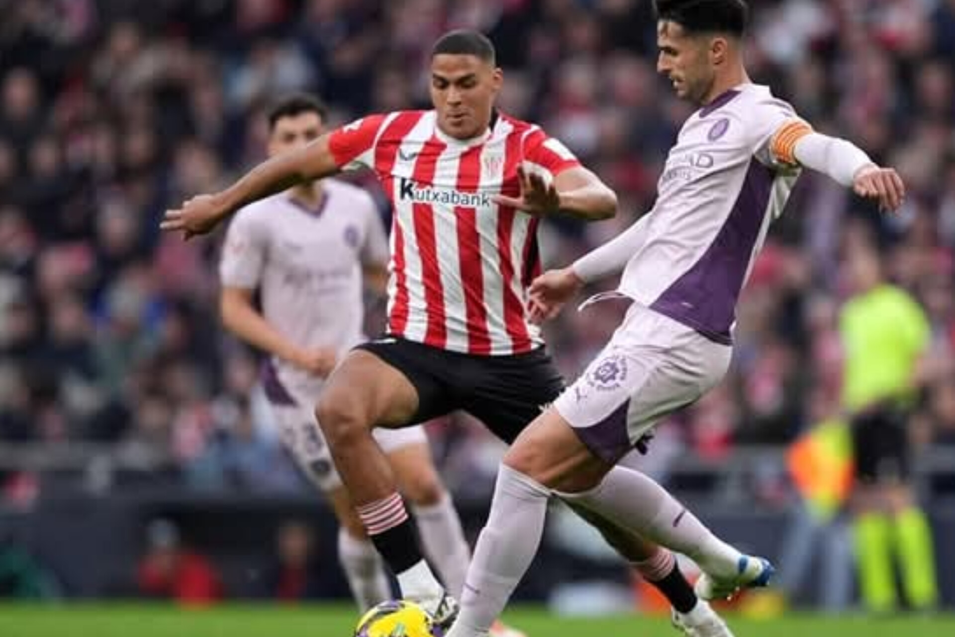 مهاجم أتليتكو بيلباو الإسباني سنادي يتحدث عن حلمه