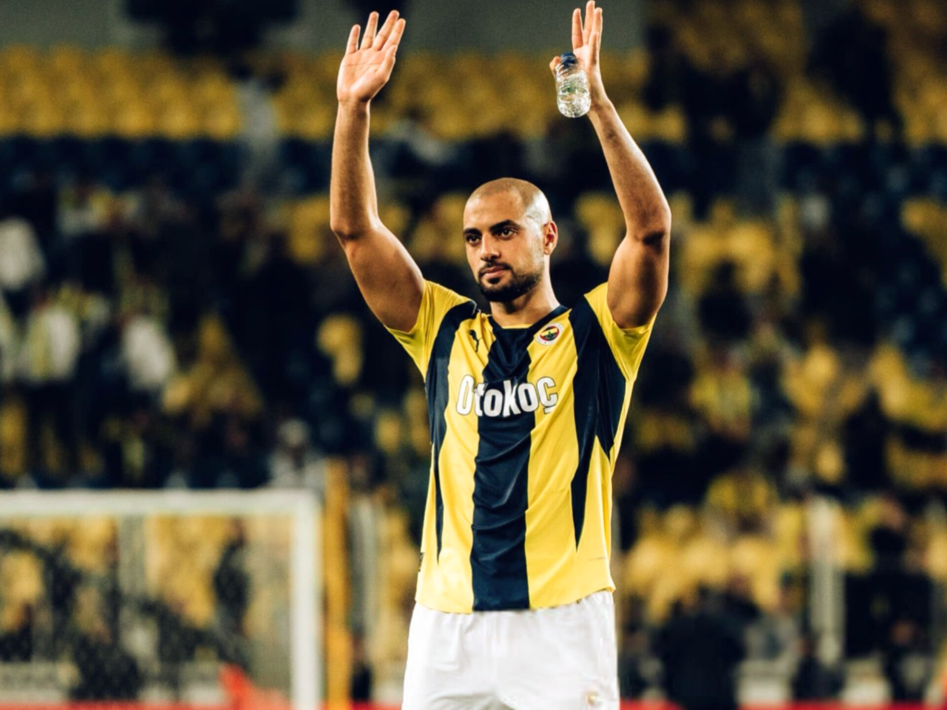 الدولي المغربي سفيان أمرابط يتلقى ضربة موجعة