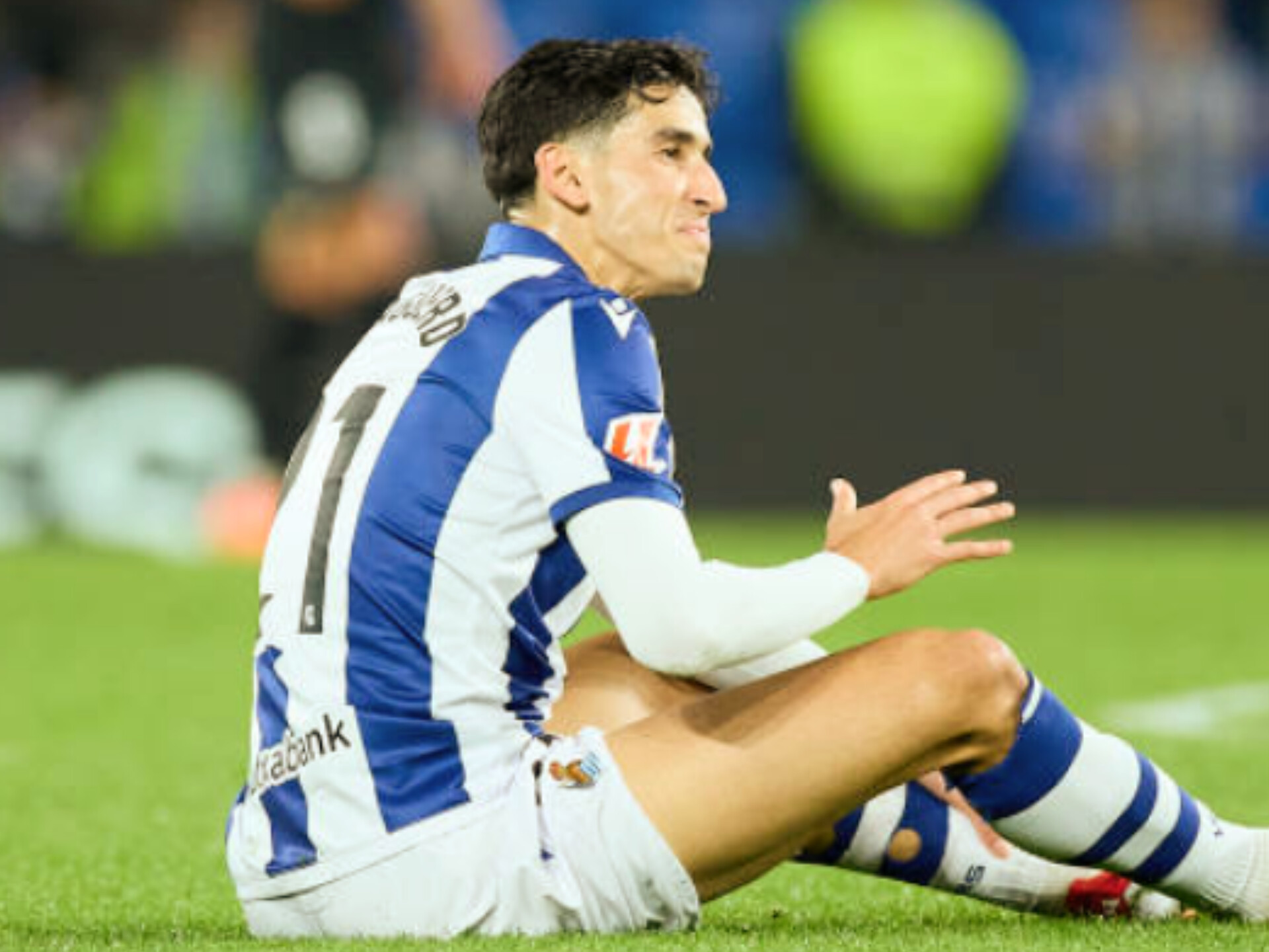 أكرد عودة الدولي المغربي نايف أكرد